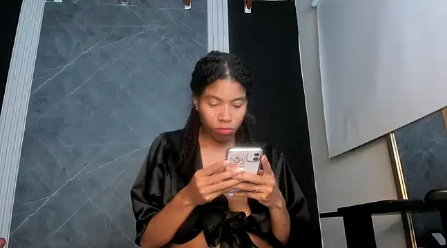 Snapshot of YummyDuooo chatting on 02-16-25, 07:26 YummyDuooo online show from 02-16-25, 07:26