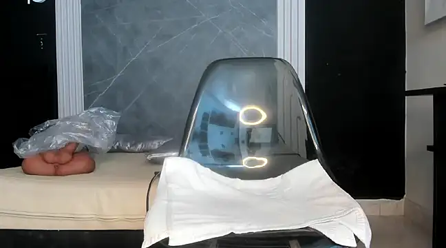 Snapshot of YummyDuooo chatting on 02-16-25, 10:32 YummyDuooo online show from 02-16-25, 10:32