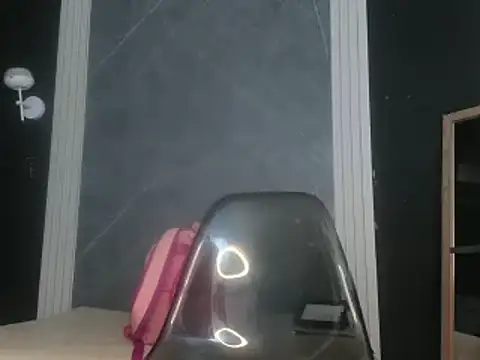 Snapshot of YummyDuooo chatting on 02-24-25, 05:20 YummyDuooo online show from 02-24-25, 05:20