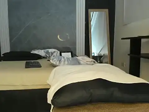 Snapshot of YummyDuooo chatting on 02-28-25, 07:03 YummyDuooo online show from 02-28-25, 07:03