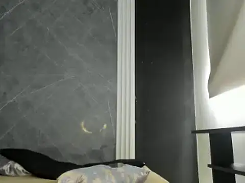 Snapshot of YummyDuooo chatting on 03-10-25, 07:18 YummyDuooo online show from 03-10-25, 07:18