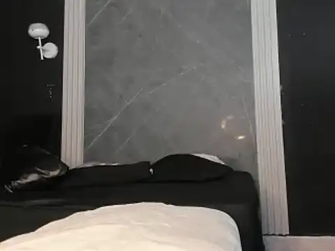 Snapshot of YummyDuooo chatting on 03-19-25, 12:12 YummyDuooo online show from 03-19-25, 12:12