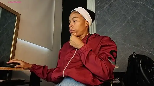 Snapshot of YummyDuooo chatting on 12-04-25, 11:52 YummyDuooo online show from 12-04-25, 11:52