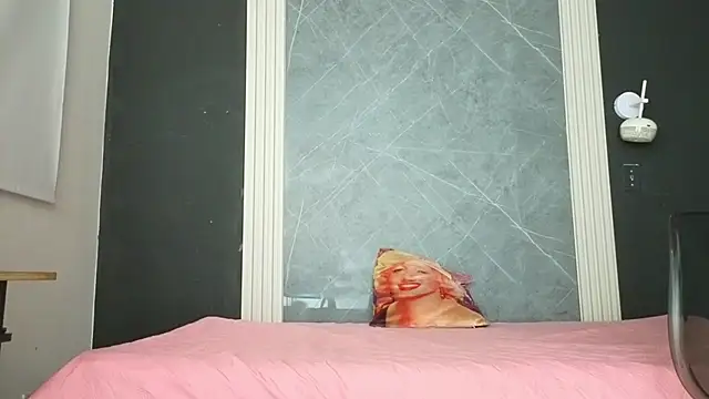 YummyDuooo online show from 02-05-26, 11:04