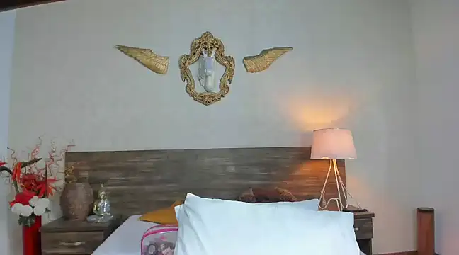 antonhella1 online show from 01-30-25, 04:13