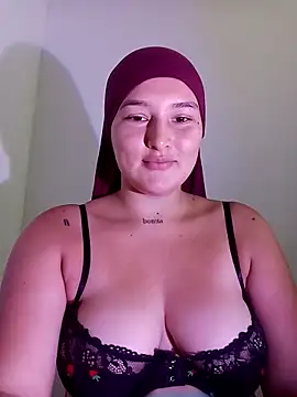 Snapshot of Celeste_camila18 chatting on 09-09-25, 02:49 Celeste camila18 online show from 09-09-25, 02:49