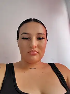 Snapshot of Celeste_camila18 chatting on 09-17-25, 07:48 Celeste camila18 online show from 09-17-25, 07:48