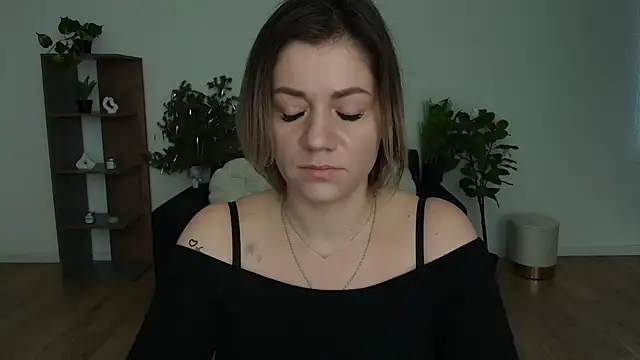 MariaSttone online show from 02-03-25, 10:47