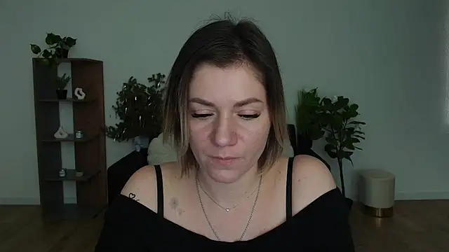 MariaSttone online show from 02-03-25, 02:34