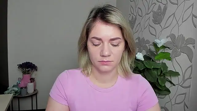 MariaSttone online show from 10-29-25, 09:33