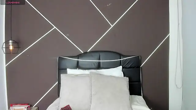 Snapshot of AntonellaRosee_ chatting on 01-28-25, 11:38 AntonellaRosee  online show from 01-28-25, 11:38