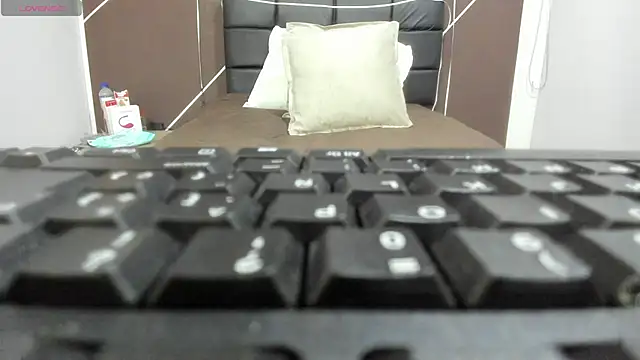 Snapshot of AntonellaRosee_ chatting on 01-31-25, 11:46 AntonellaRosee  online show from 01-31-25, 11:46