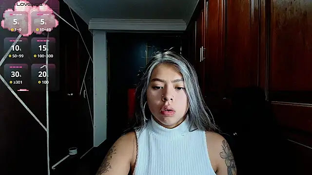 Snapshot of AntonellaRosee_ chatting on 03-22-25, 11:53 AntonellaRosee  online show from 03-22-25, 11:53