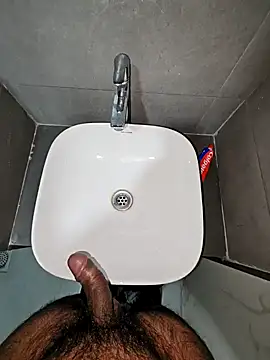 Snapshot of rahulGJ03 chatting on 12-23-24, 05:22 rahulGJ03 online show from 12-23-24, 05:22