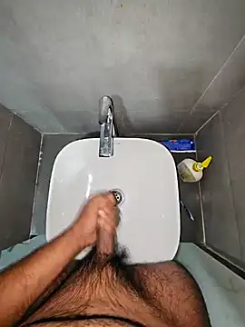 Snapshot of rahulGJ03 chatting on 12-27-24, 04:36 rahulGJ03 online show from 12-27-24, 04:36