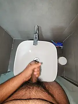 Snapshot of rahulGJ03 chatting on 12-28-24, 05:46 rahulGJ03 online show from 12-28-24, 05:46