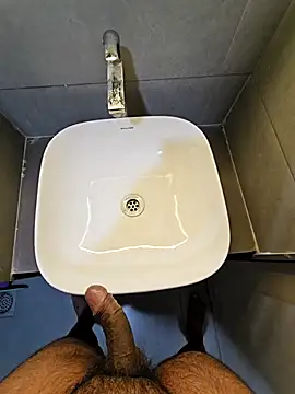 Snapshot of rahulGJ03 chatting on 03-14-25, 08:38 rahulGJ03 online show from 03-14-25, 08:38