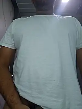 Snapshot of rahulGJ03 chatting on 10-03-25, 04:04 rahulGJ03 online show from 10-03-25, 04:04