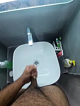 Snapshot of rahulGJ03 chatting on 10-17-25, 08:11 rahulGJ03 online show from 10-17-25, 08:11