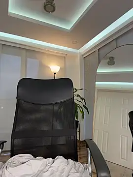 Snapshot of nicollefiorett chatting on 11-20-25, 10:42 nicollefiorett online show from 11-20-25, 10:42