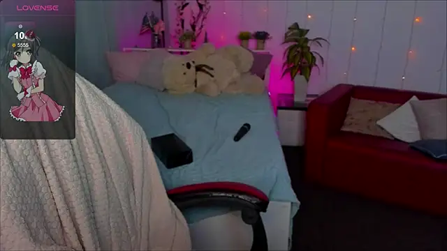 Makima lee online show from 12-08-24, 07:32