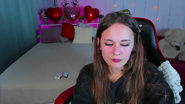 Makima lee online show from 01-28-25, 07:42