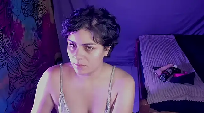 isabelacooperr online show from 01-18-25, 04:48