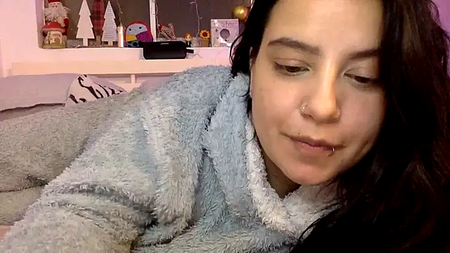 Snapshot of Mariasool chatting on 12-22-24, 09:00 Mariasool online show from 12-22-24, 09:00