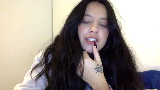 Snapshot of Mariasool chatting on 01-24-25, 05:21 Mariasool online show from 01-24-25, 05:21