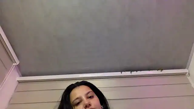 Snapshot of Mariasool chatting on 09-28-25, 03:01 Mariasool online show from 09-28-25, 03:01