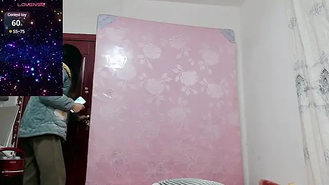 Snapshot of baoer-558 chatting on 12-24-24, 05:34 baoer-558 online show from 12-24-24, 05:34