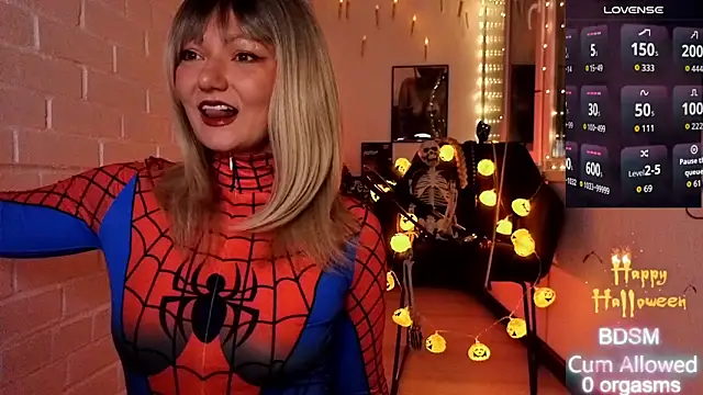 Sandralawrence online show from 10-31-25, 09:05