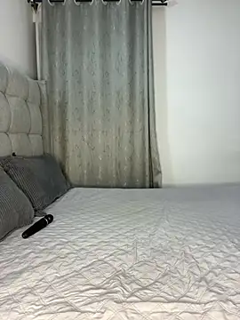 prettiepearl online show from 04-20-26, 10:55