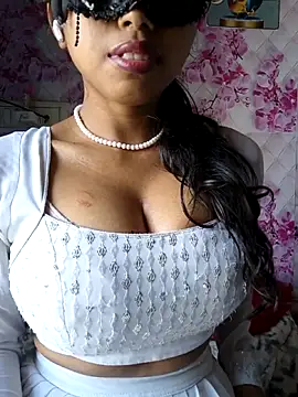 sandy naughty online show from 01-15-26, 05:45