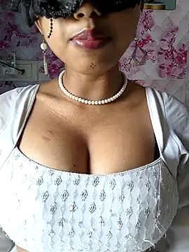 sandy naughty online show from 02-13-26, 08:10