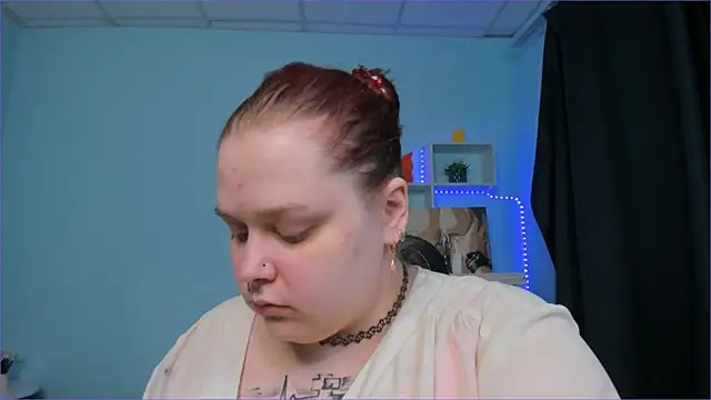 Snapshot of Crow_Diam0nd chatting on 12-10-24, 04:24 Crow Diam0nd online show from 12-10-24, 04:24