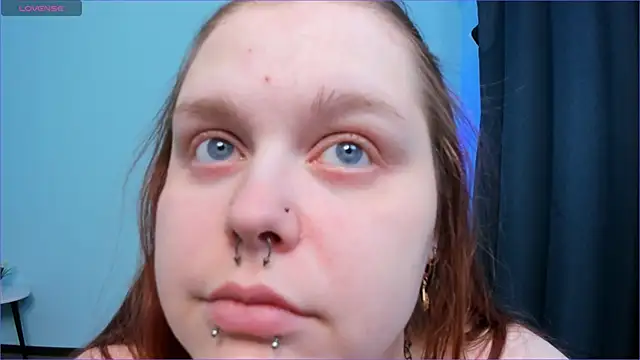 Snapshot of Crow_Diam0nd chatting on 01-26-25, 10:57 Crow Diam0nd online show from 01-26-25, 10:57