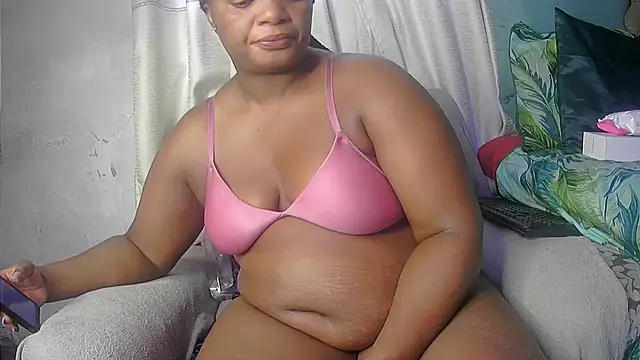 Snapshot of Sexyebonyxxx87 chatting on 02-22-25, 06:28 Sexyebonyxxx87 online show from 02-22-25, 06:28