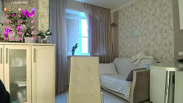 MilfeaN online show from 04-25-26, 04:04