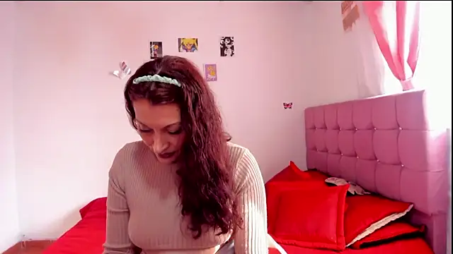 Snapshot of cherrybomb_44 chatting on 02-27-25, 12:45 cherrybomb 44 online show from 02-27-25, 12:45