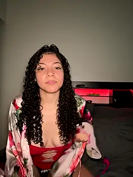 Snapshot of ladylavish chatting on 10-03-25, 12:40 ladylavish online show from 10-03-25, 12:40