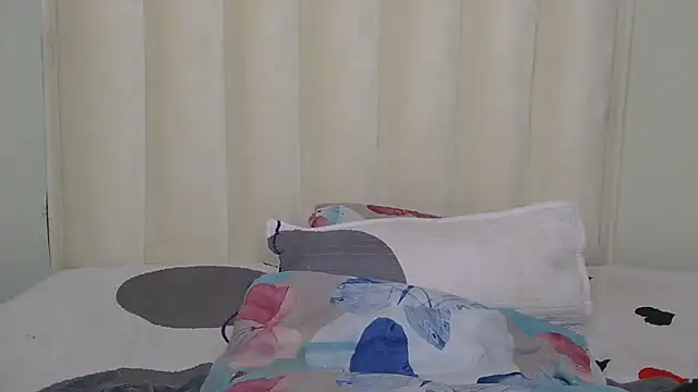 DAIRYBELLELIZxx online show from 02-15-26, 01:35