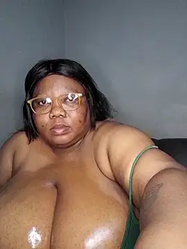DAIRYBELLELIZxx online show from 07-19-26, 03:43