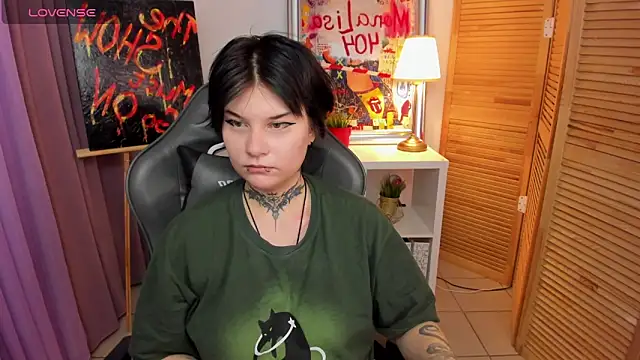 mekurisu online show from 01-26-25, 10:23