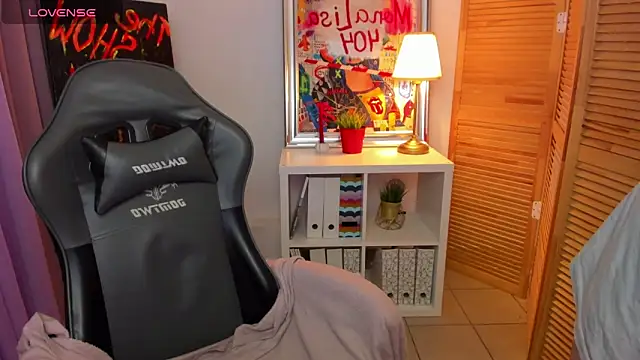 mekurisu online show from 01-31-25, 01:33