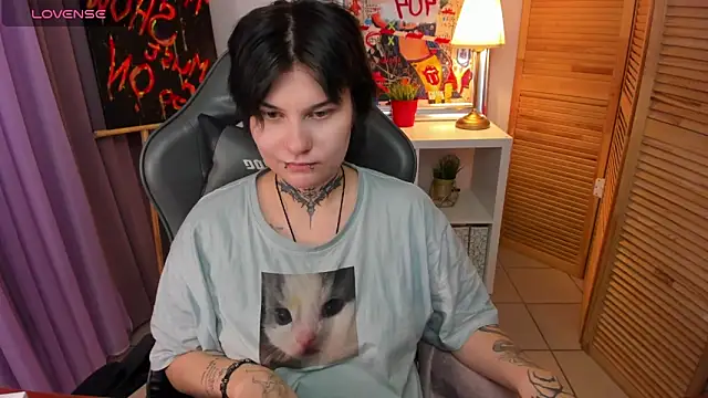 mekurisu online show from 02-02-25, 04:26