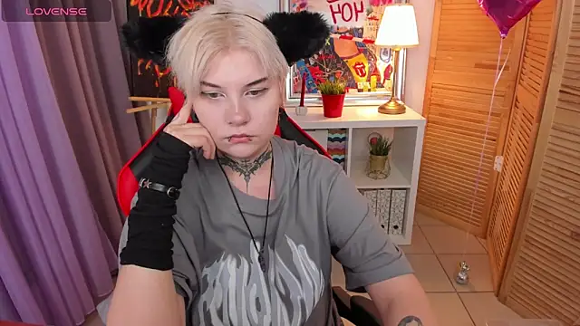 mekurisu online show from 03-04-25, 01:12