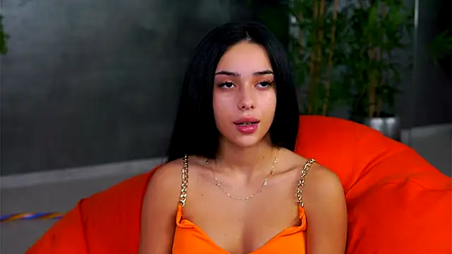 CherrySelena online show from 10-27-25, 08:35