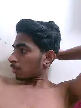 Snapshot of biggboyzz chatting on 12-15-24, 07:21 biggboyzz online show from 12-15-24, 07:21