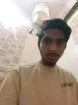 Snapshot of biggboyzz chatting on 01-15-25, 05:50 biggboyzz online show from 01-15-25, 05:50